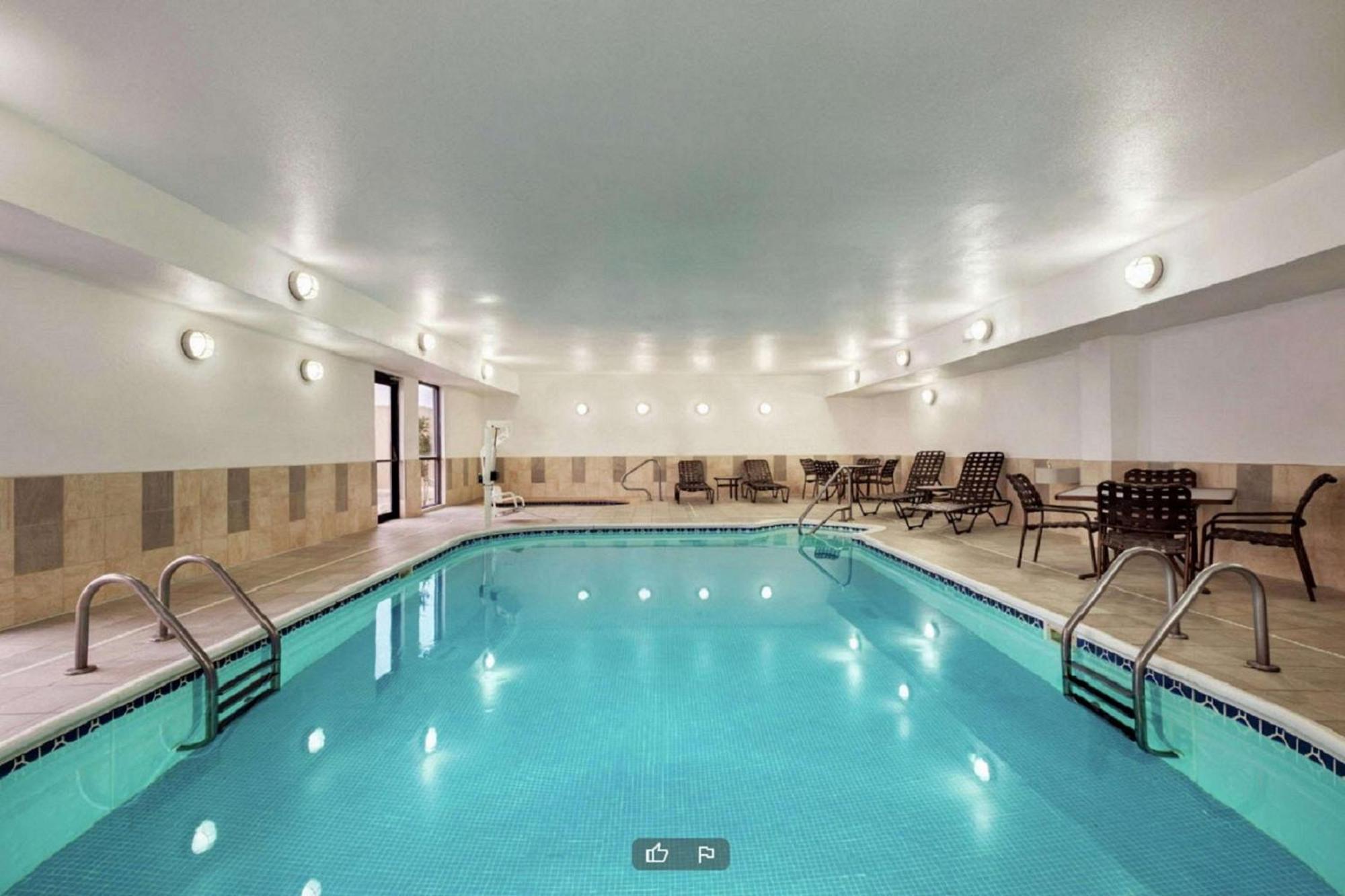Hampton Inn Абилин Экстерьер фото